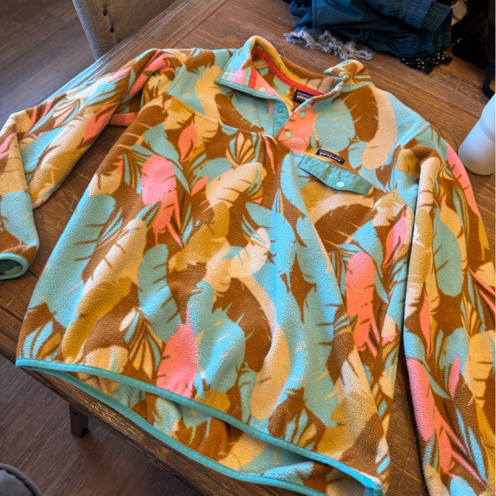 Patagonia Fleece pullover size medium